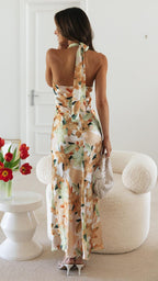 Ember | Damklänning med blomsterprint, halterneck och öppen rygg, maxiklänning