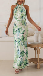 Ember | Damklänning med blomsterprint, halterneck och öppen rygg, maxiklänning