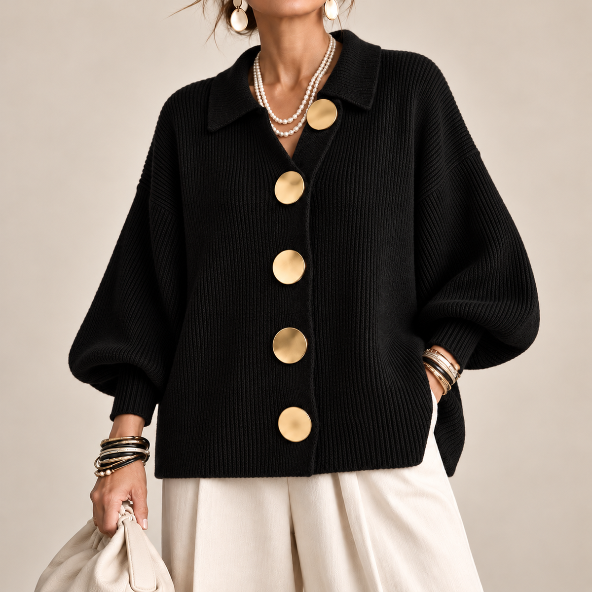 Astrid | Oversize kofta med guldknappar