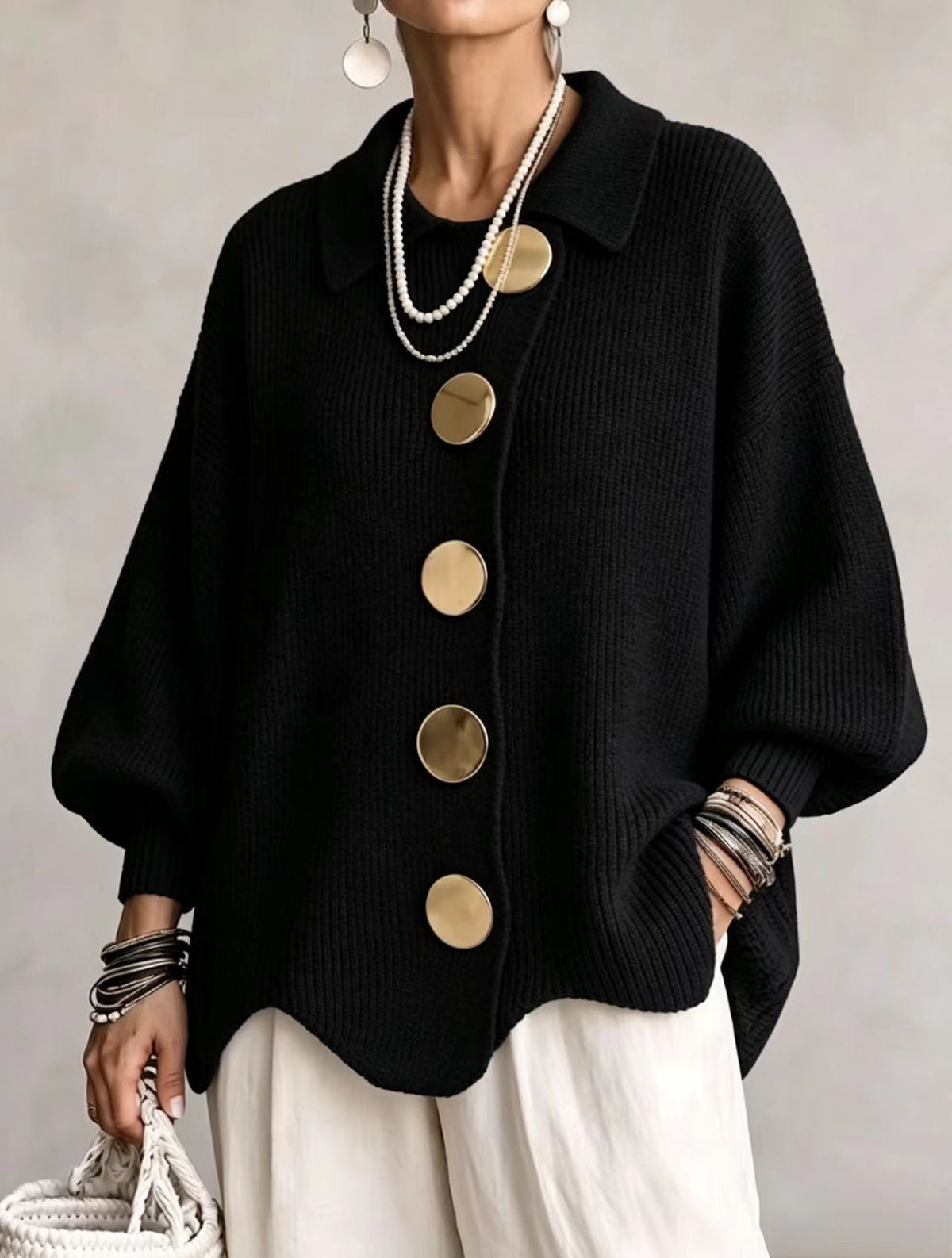 Astrid | Oversize kofta med guldknappar