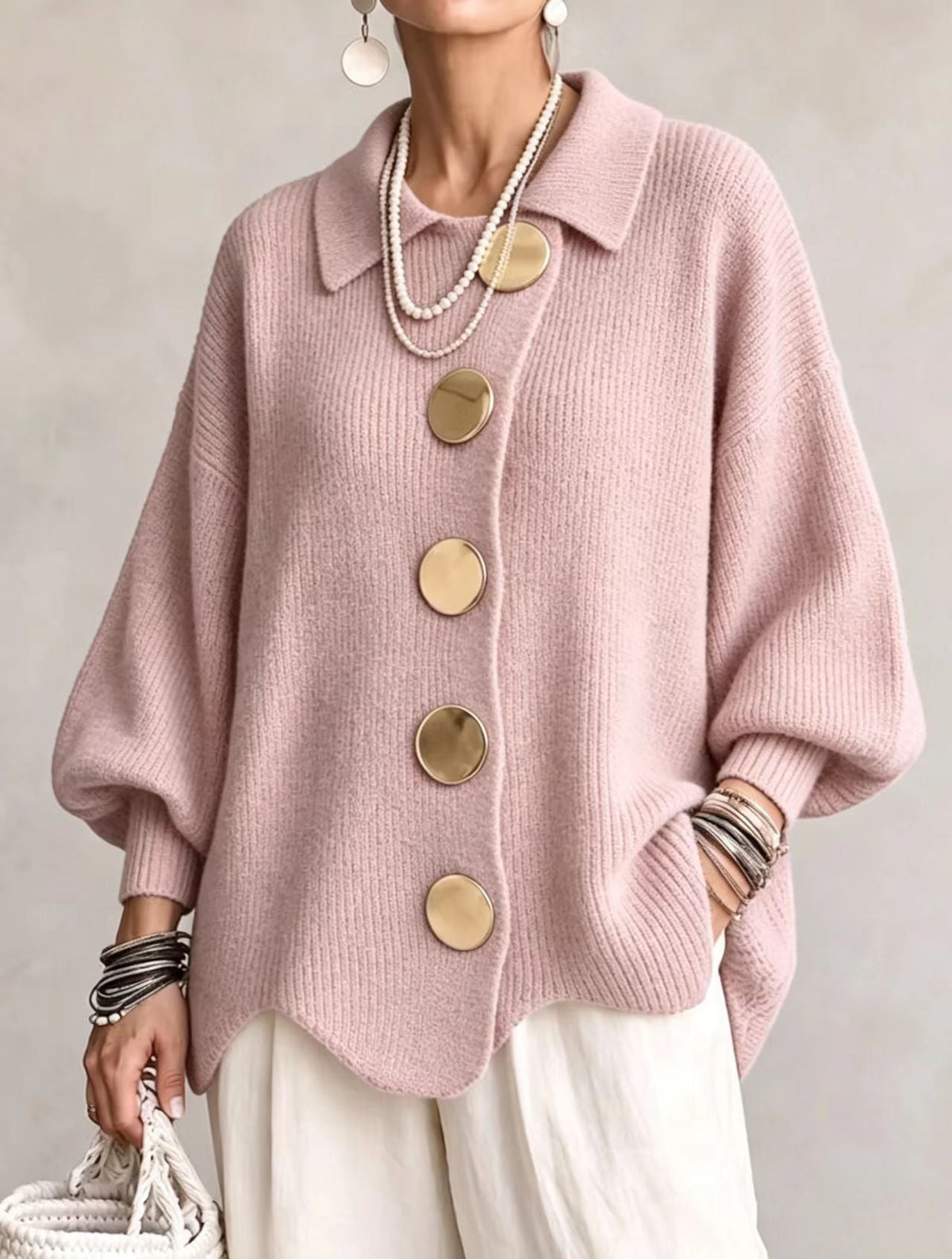 Astrid | Oversize kofta med guldknappar