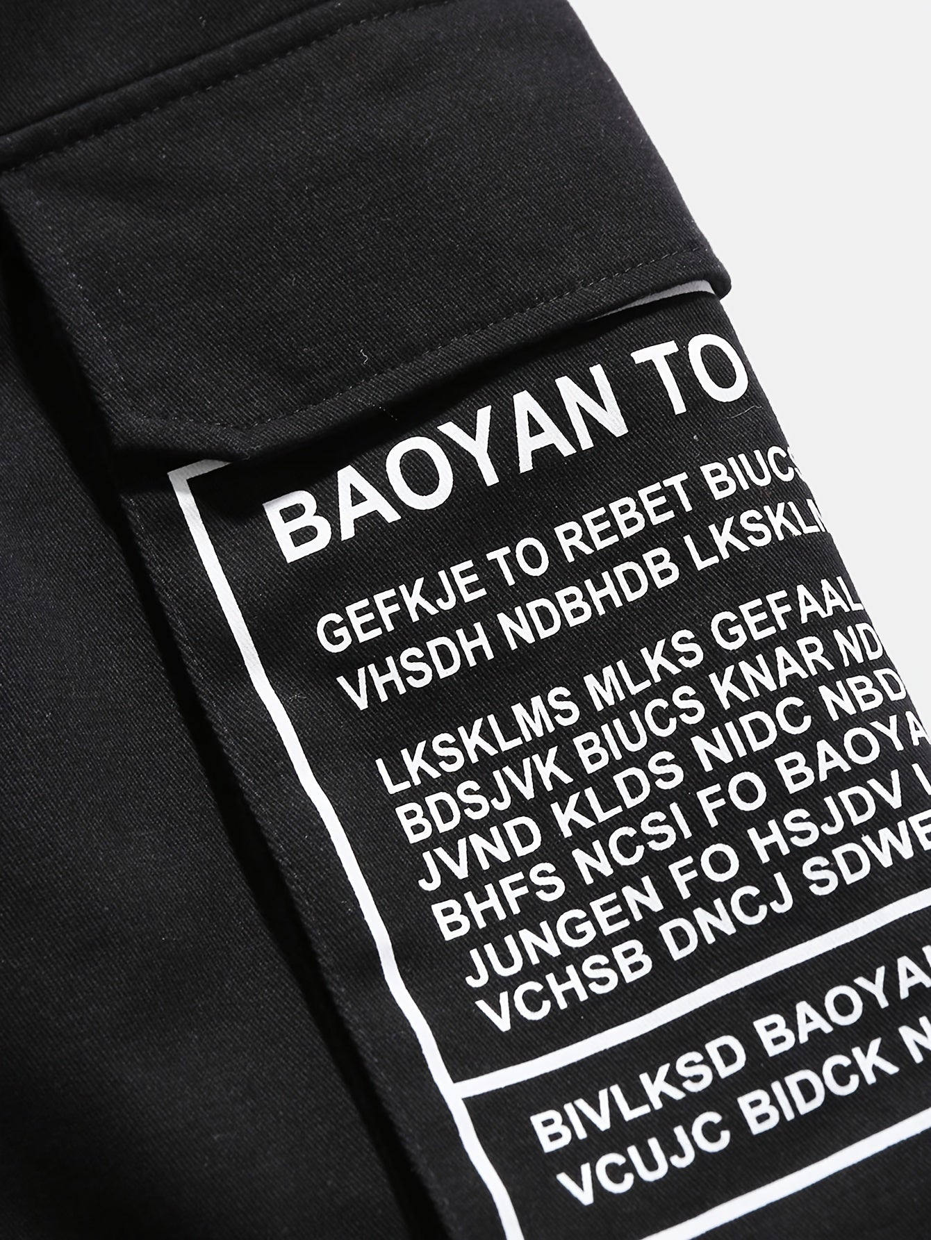 Sommarshorts för herr med bokstavstryck, streetstyle-look – Milan