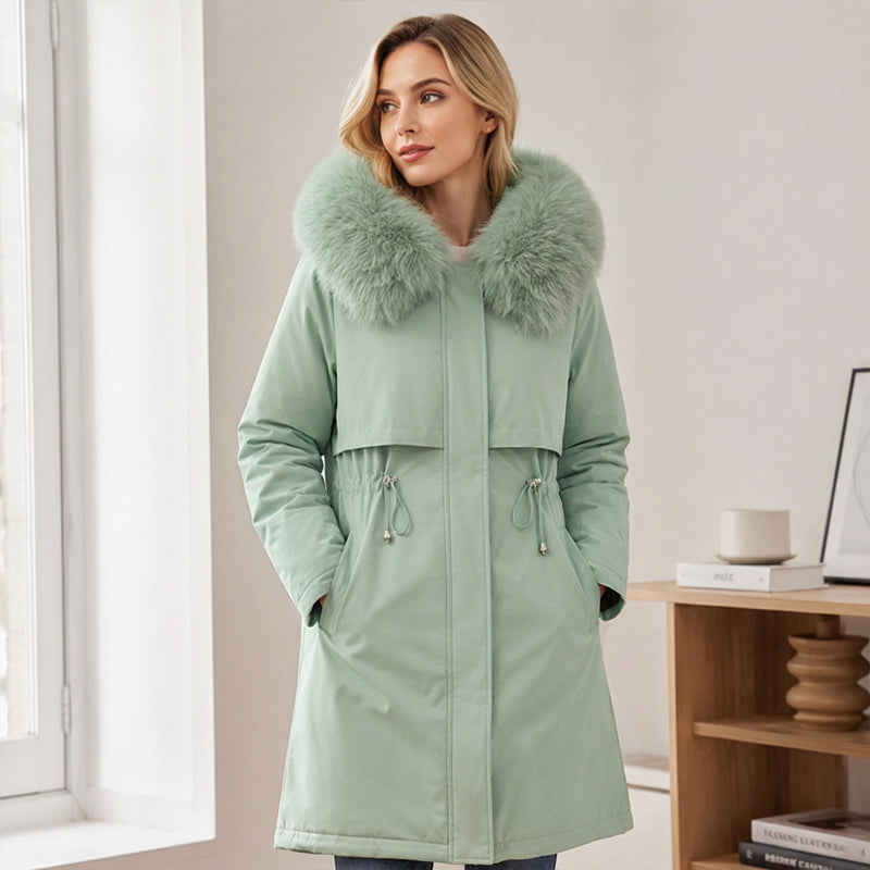 Vera | Varm vinterparka med pälshuva och midjeband
